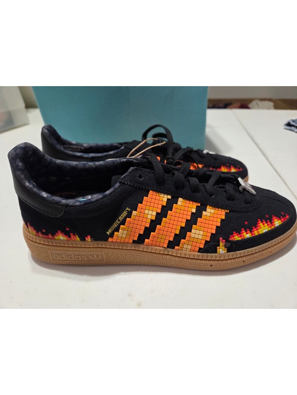 adidas Kids' Grade School Minecraft Handball Spezial Shoes, 6Y big kid
